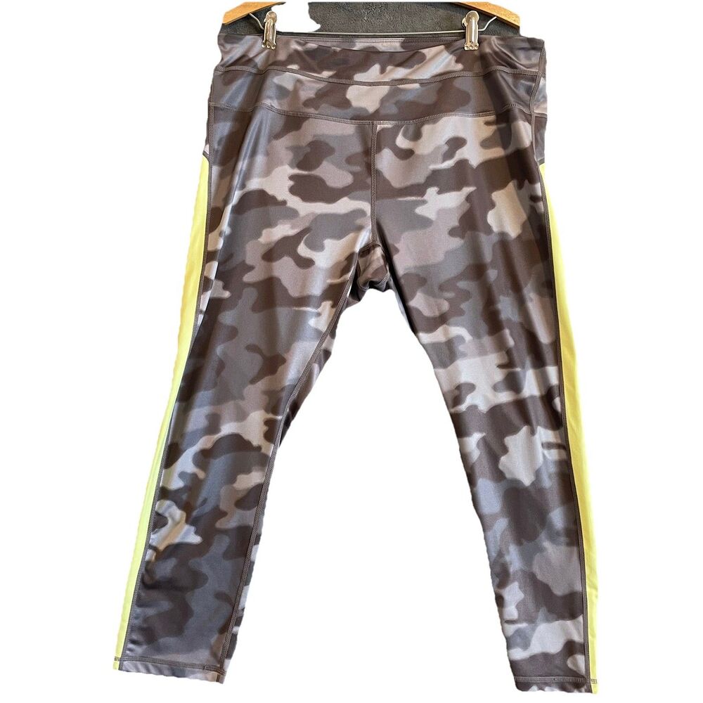 Z by Zella Nordstrom Black Camo Joggers Size 2XL with Side Stripe Elastic Waste